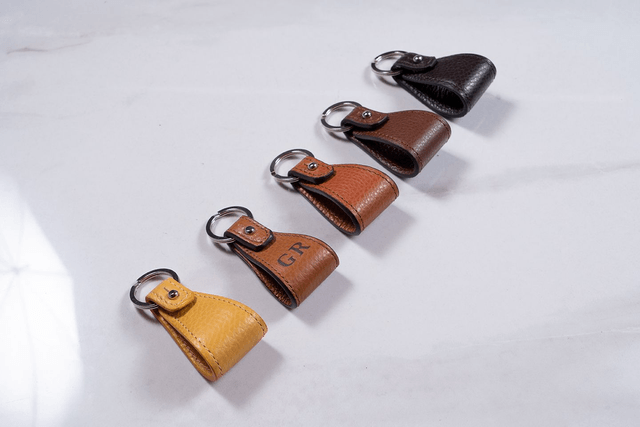 Portachiavi Cufflink | Ocra Leather - Mr. Trevis